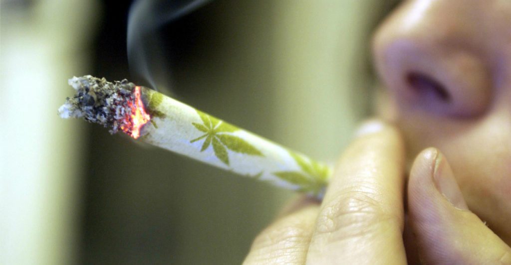 Badanie: Marihuana może leczyć uzależnienie od twardych narkotyków, GrubyLoL.com